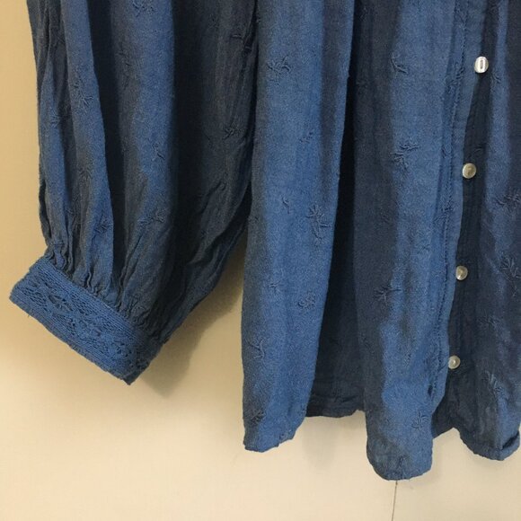 Blue Plentiful Pleats Billowing Sleeve Lace and Floral Texture Button Up Blouse - Picture 6 of 16